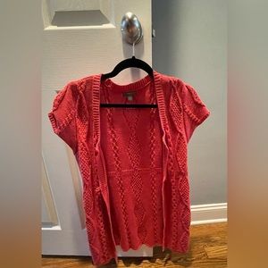 𝅺APT. 9 Coral  Crochet Sweater Vest